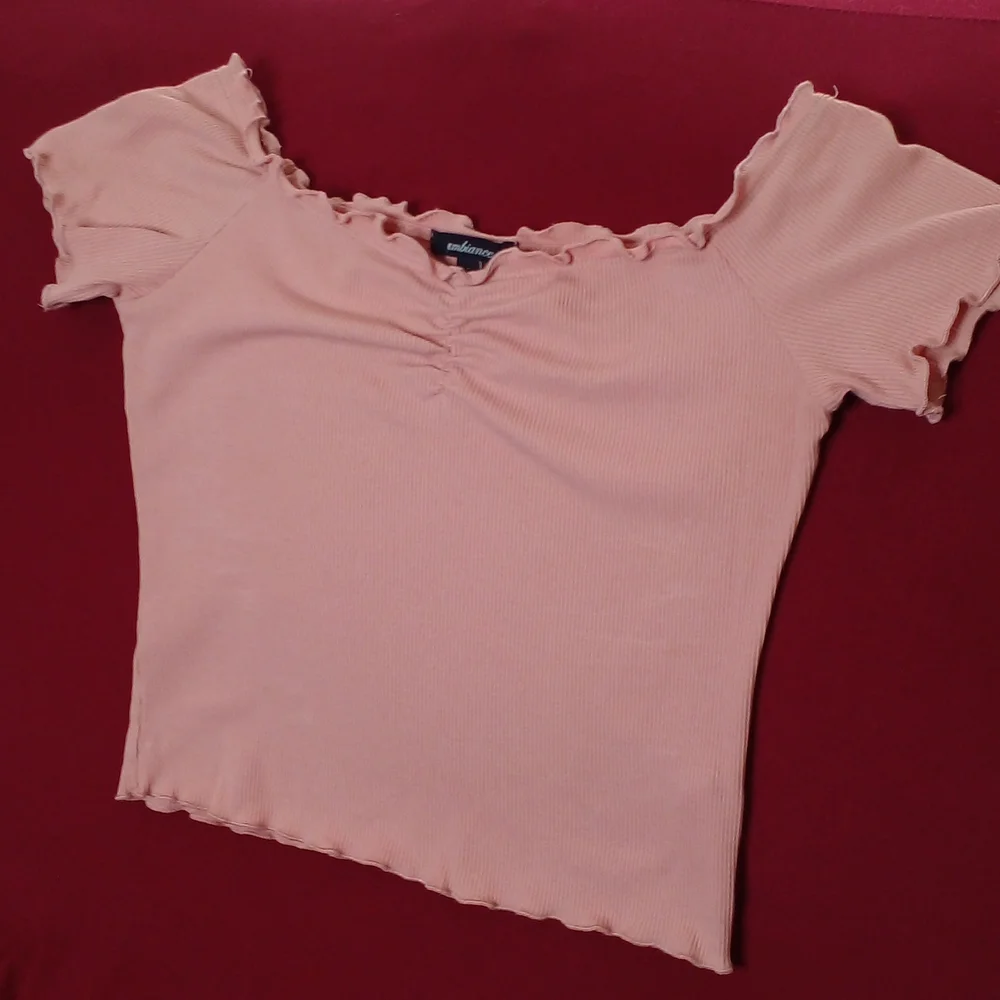 Ambience: Top - Picture 2 of 7